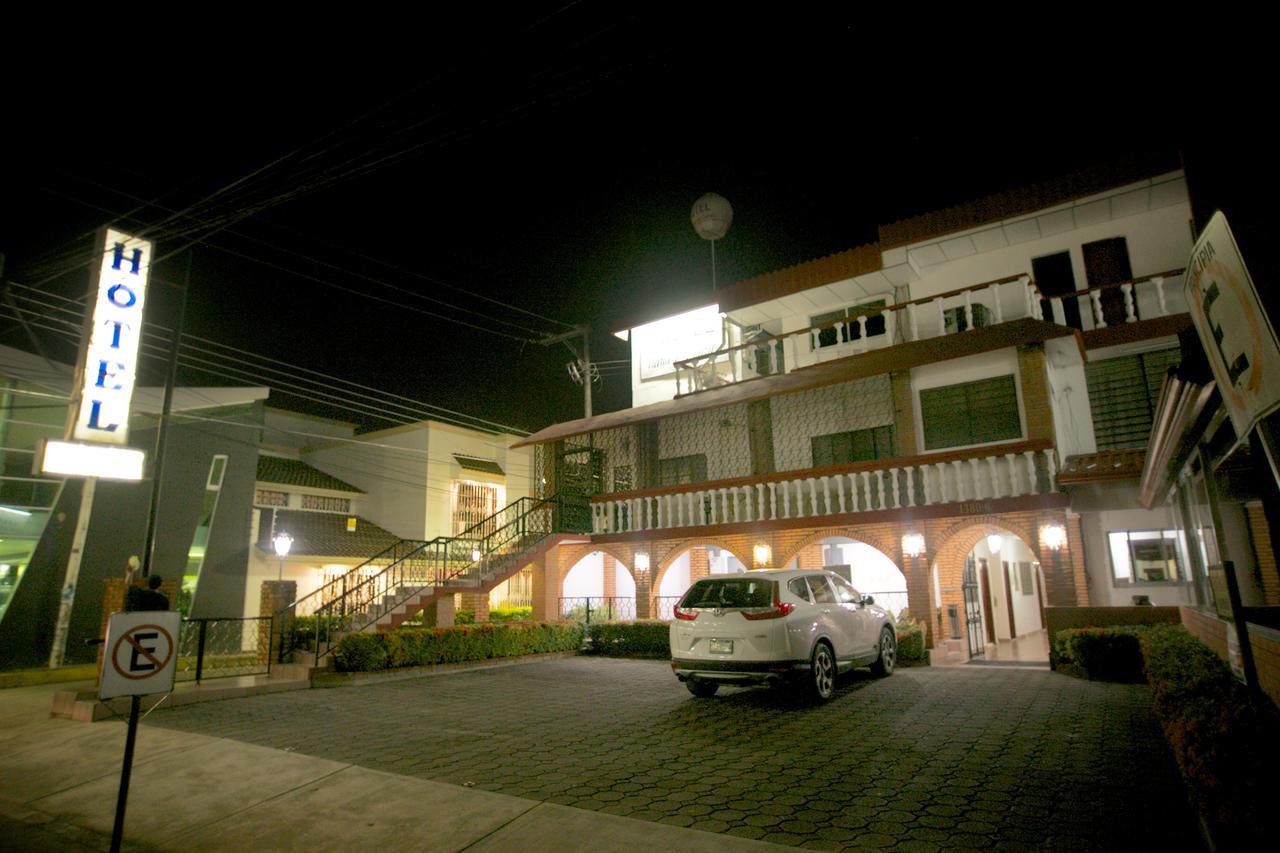 Hotel Maria De Lourdes Tuxtepec Exteriér fotografie